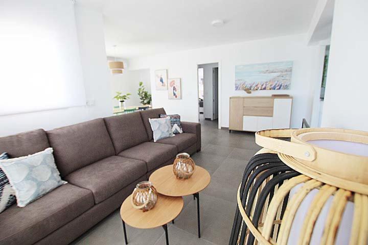 شقة Apartamento Primera Linea Playa Centro De Guardamar كوارذامار ذيل سيغورا المظهر الخارجي الصورة