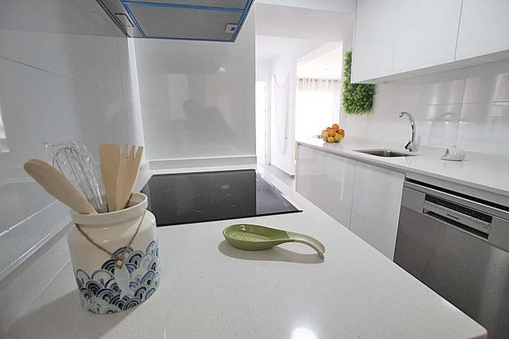 شقة Apartamento Primera Linea Playa Centro De Guardamar كوارذامار ذيل سيغورا المظهر الخارجي الصورة