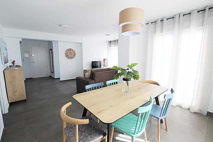 شقة Apartamento Primera Linea Playa Centro De Guardamar كوارذامار ذيل سيغورا المظهر الخارجي الصورة