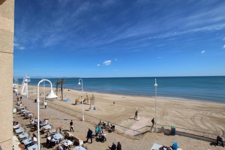 شقة Apartamento Primera Linea Playa Centro De Guardamar كوارذامار ذيل سيغورا المظهر الخارجي الصورة