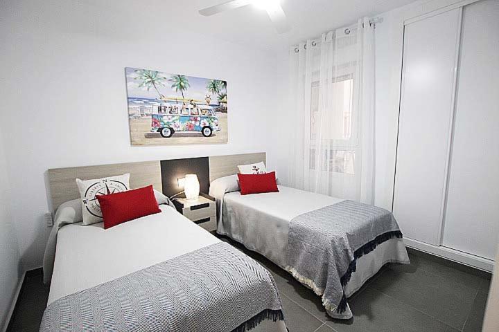شقة Apartamento Primera Linea Playa Centro De Guardamar كوارذامار ذيل سيغورا المظهر الخارجي الصورة