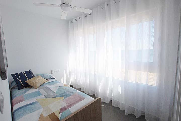 شقة Apartamento Primera Linea Playa Centro De Guardamar كوارذامار ذيل سيغورا المظهر الخارجي الصورة