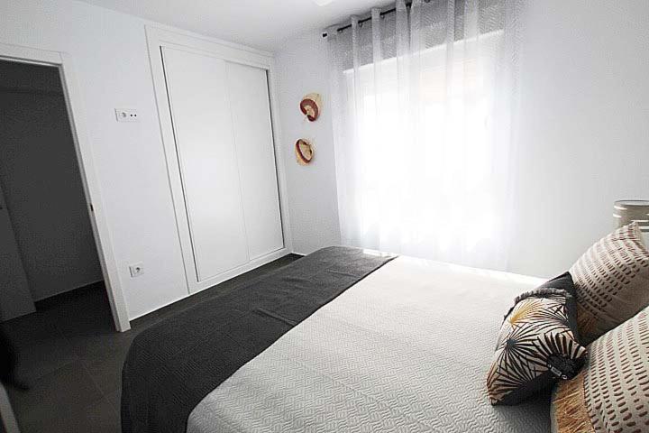 شقة Apartamento Primera Linea Playa Centro De Guardamar كوارذامار ذيل سيغورا المظهر الخارجي الصورة